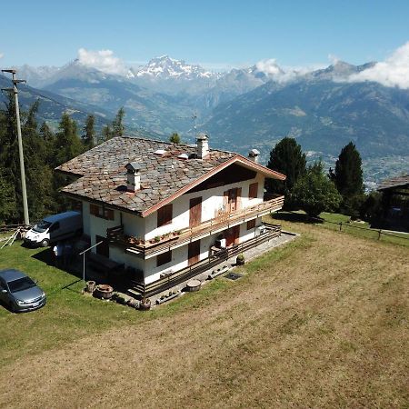 Maison Dahu - Sci, Passeggiate E Sport A Pila - Alloggio Ad Uso Turistico - Vda - Gressan - N 0012 Buitenkant foto